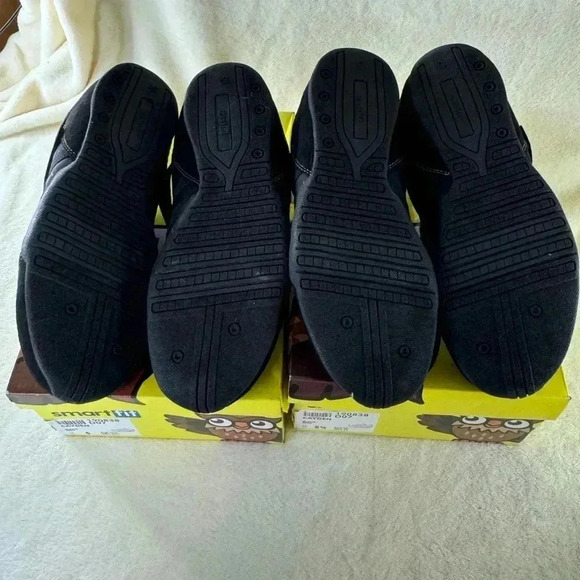 Cayden Runner Smart Fit Black Athletic Shoes Size 5 New in Box (one pair) - Picture 6 of 7